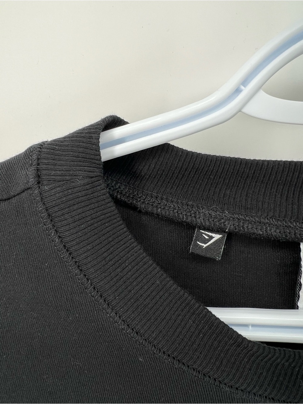 Gymshark Women’s Small Black Cropped Minimalist Boxy Tee - Picture 3 of 9